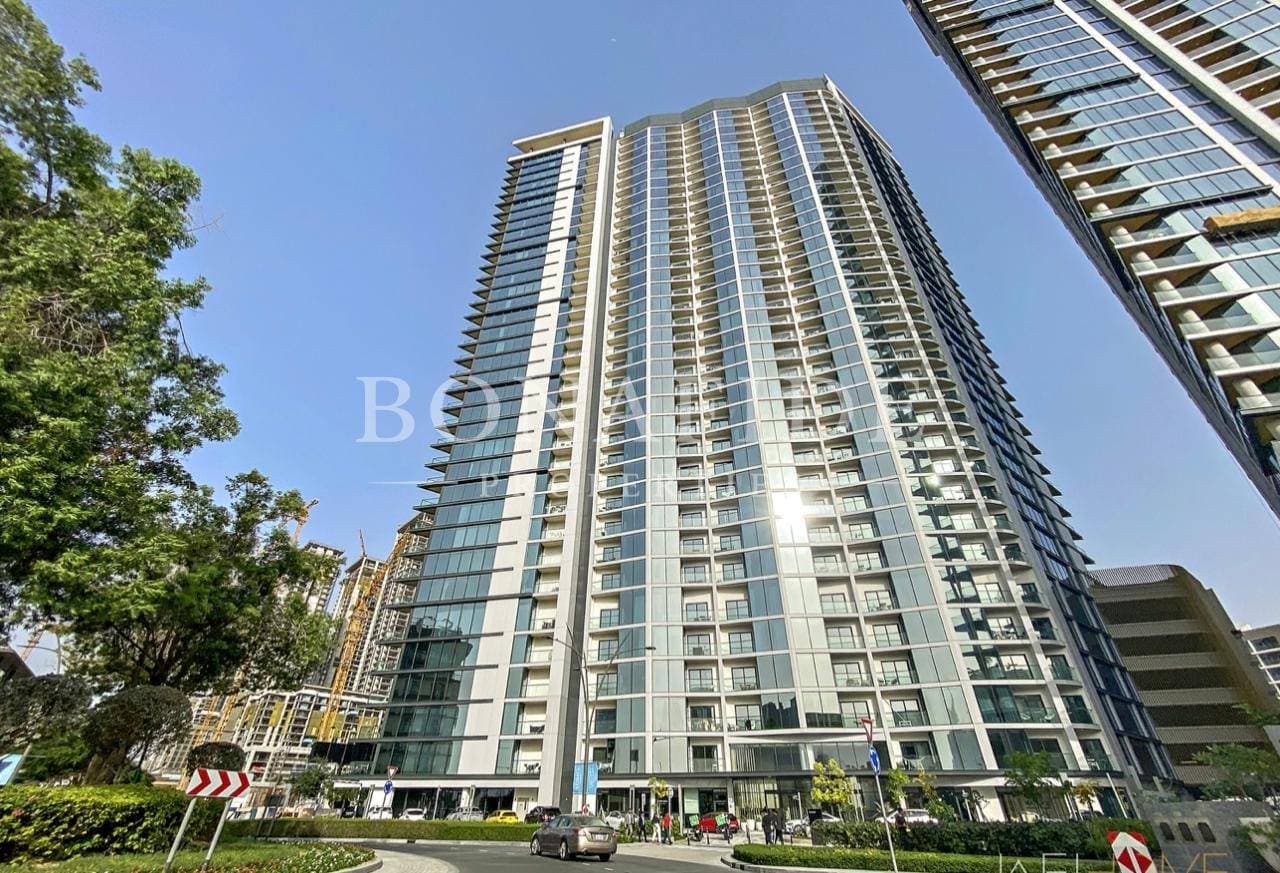 BURJ KHALIFA VIEW | FULLY FURNISHED | PRIME LOCATION
