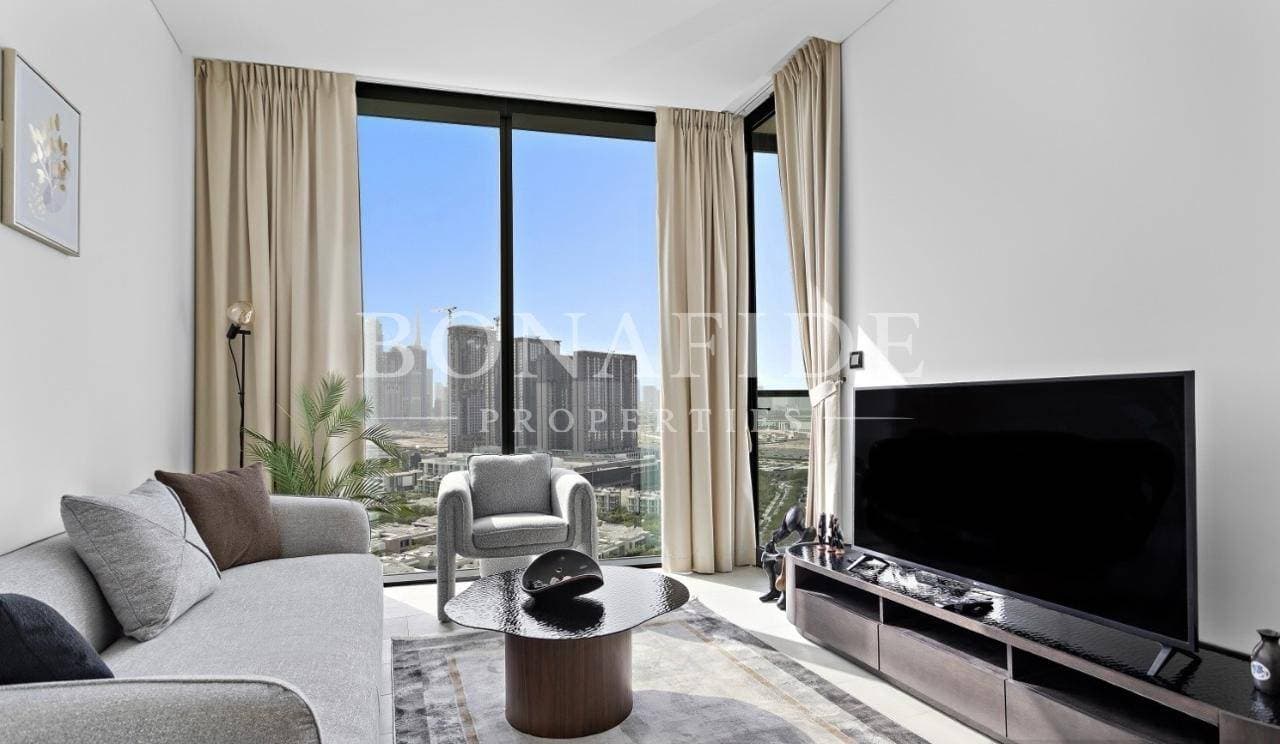 BURJ KHALIFA VIEW | FULLY FURNISHED | PRIME LOCATION 4