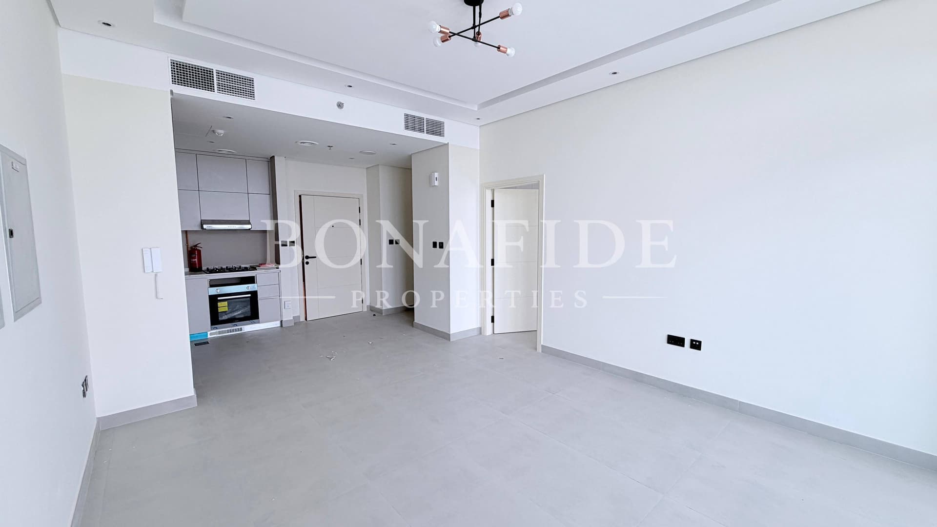Hot Deal II Community View III Close To Metro III