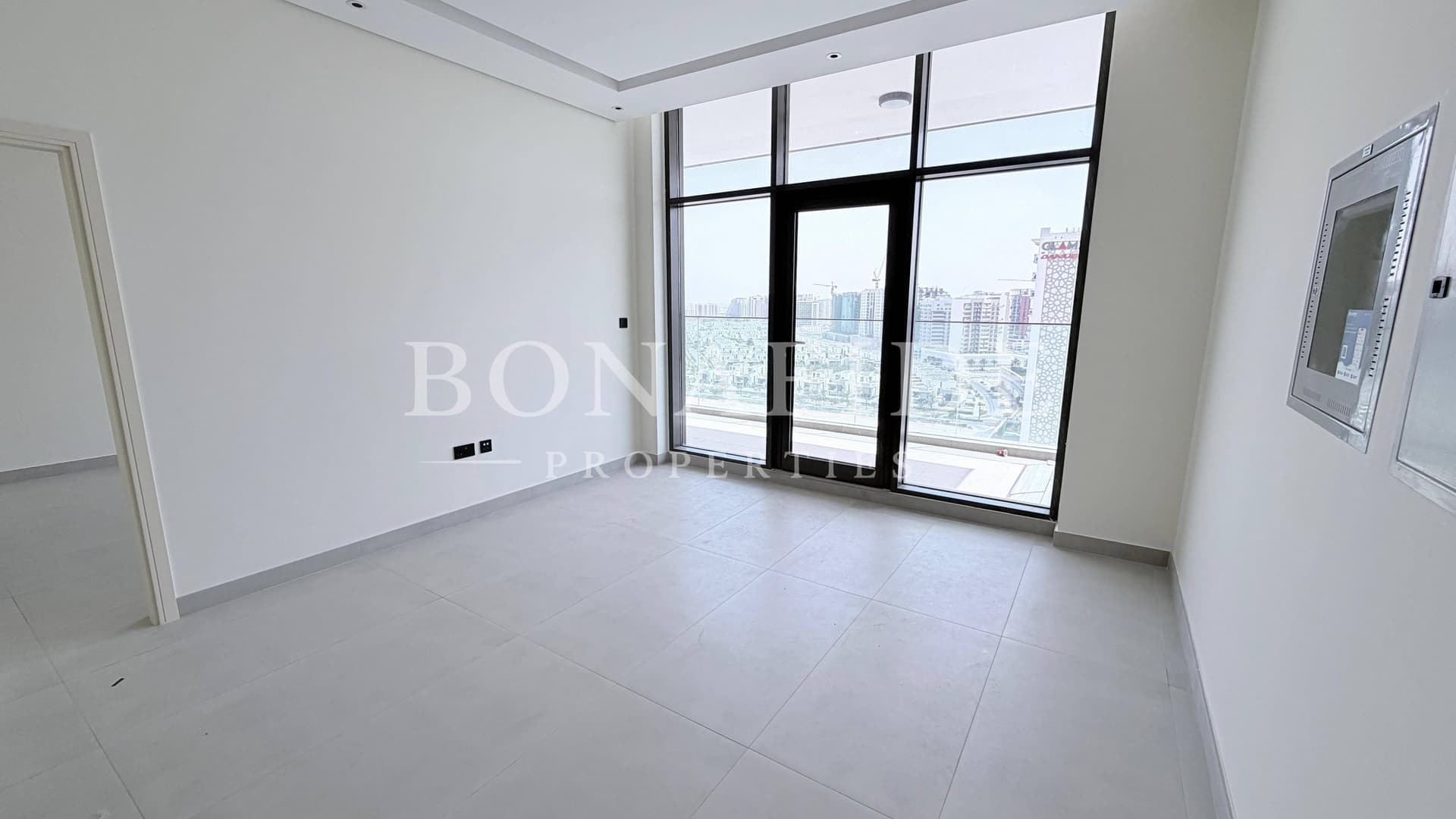 Hot Deal II Community View III Close To Metro III 3